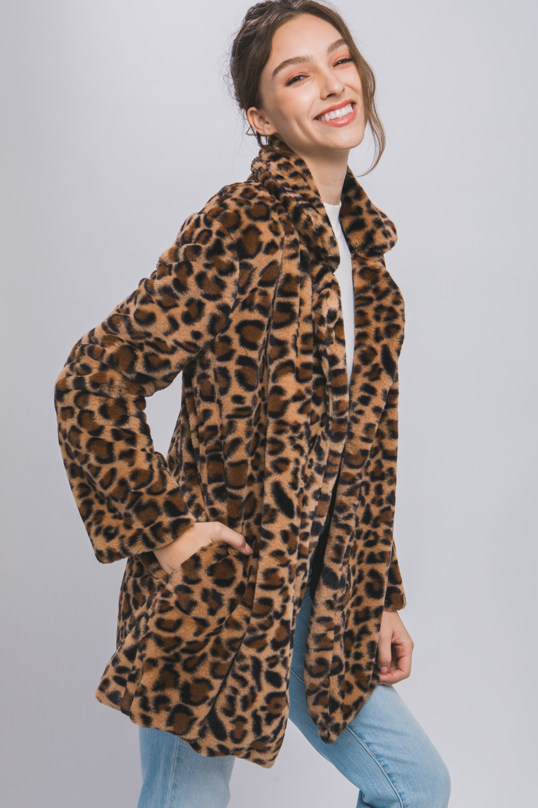 Leopard Print Notch Collar Faux Fur