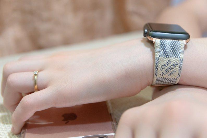 Louie Vuitton Apple Watch Band 