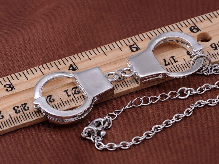 Sexy Poe Cop Handcuff Pendant Necklace - Mint Leafe Boutique 