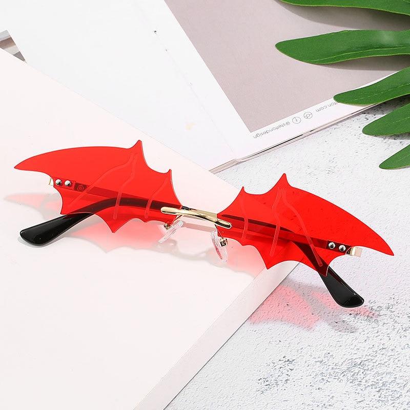 Fashion Bat Wings Sunglasses - Mint Leafe Boutique 
